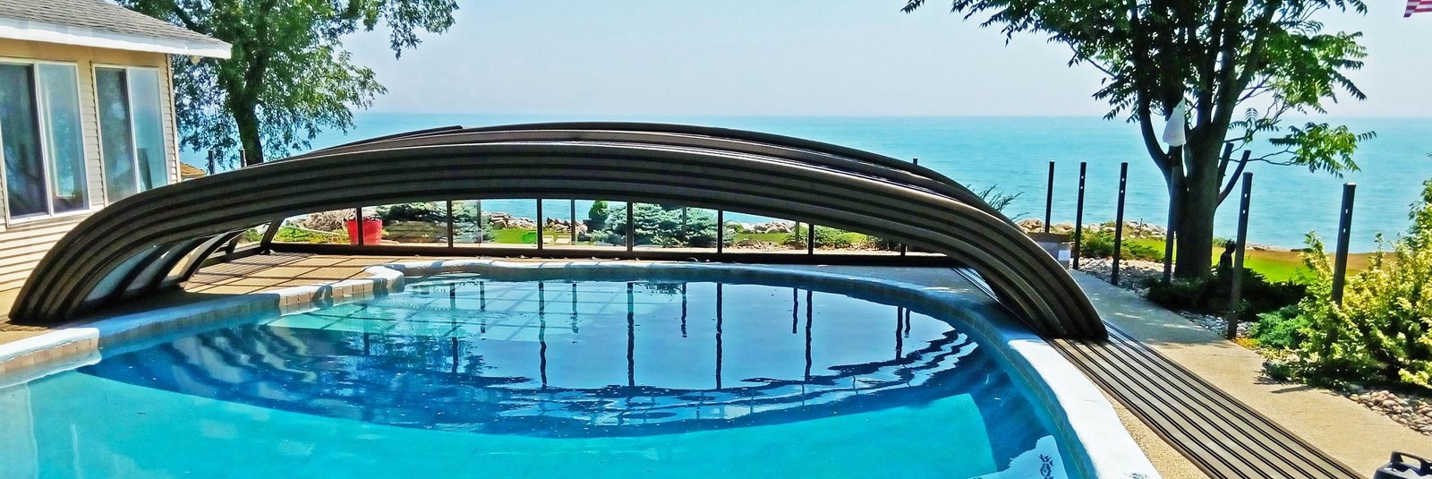 opened-enclosure-elegant-neo