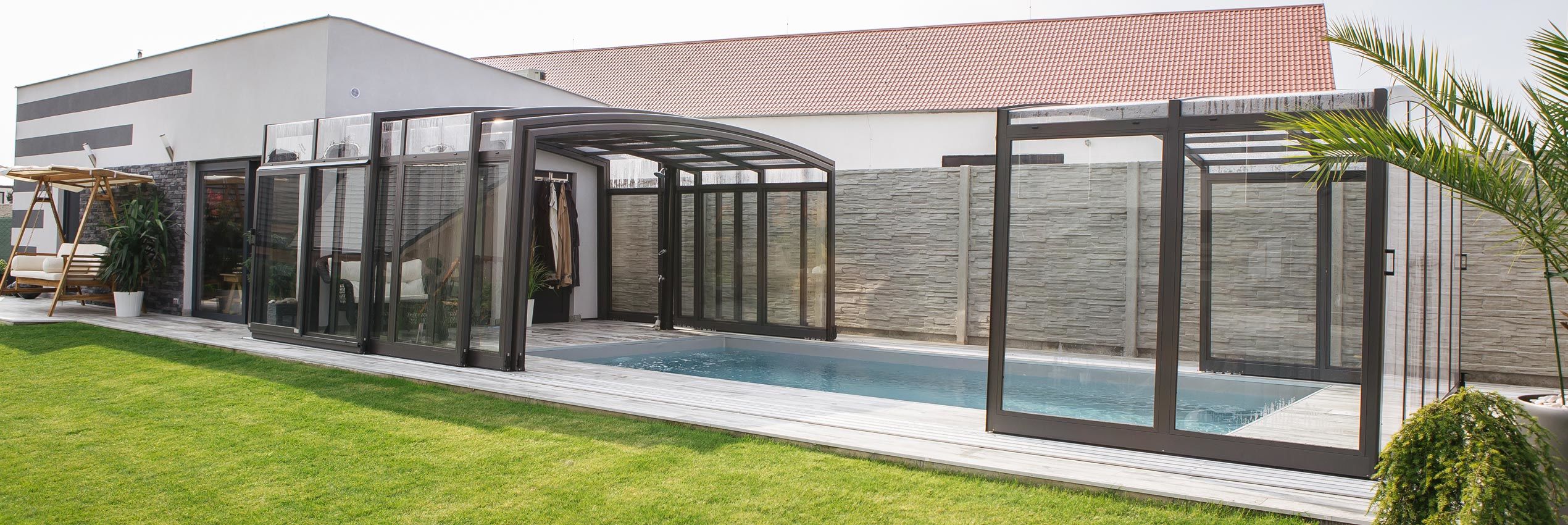 opened-enclosure-vision